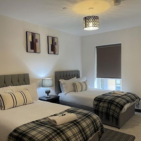 The Godfreys, Edinburgh Way, Харлоу Экстерьер фото