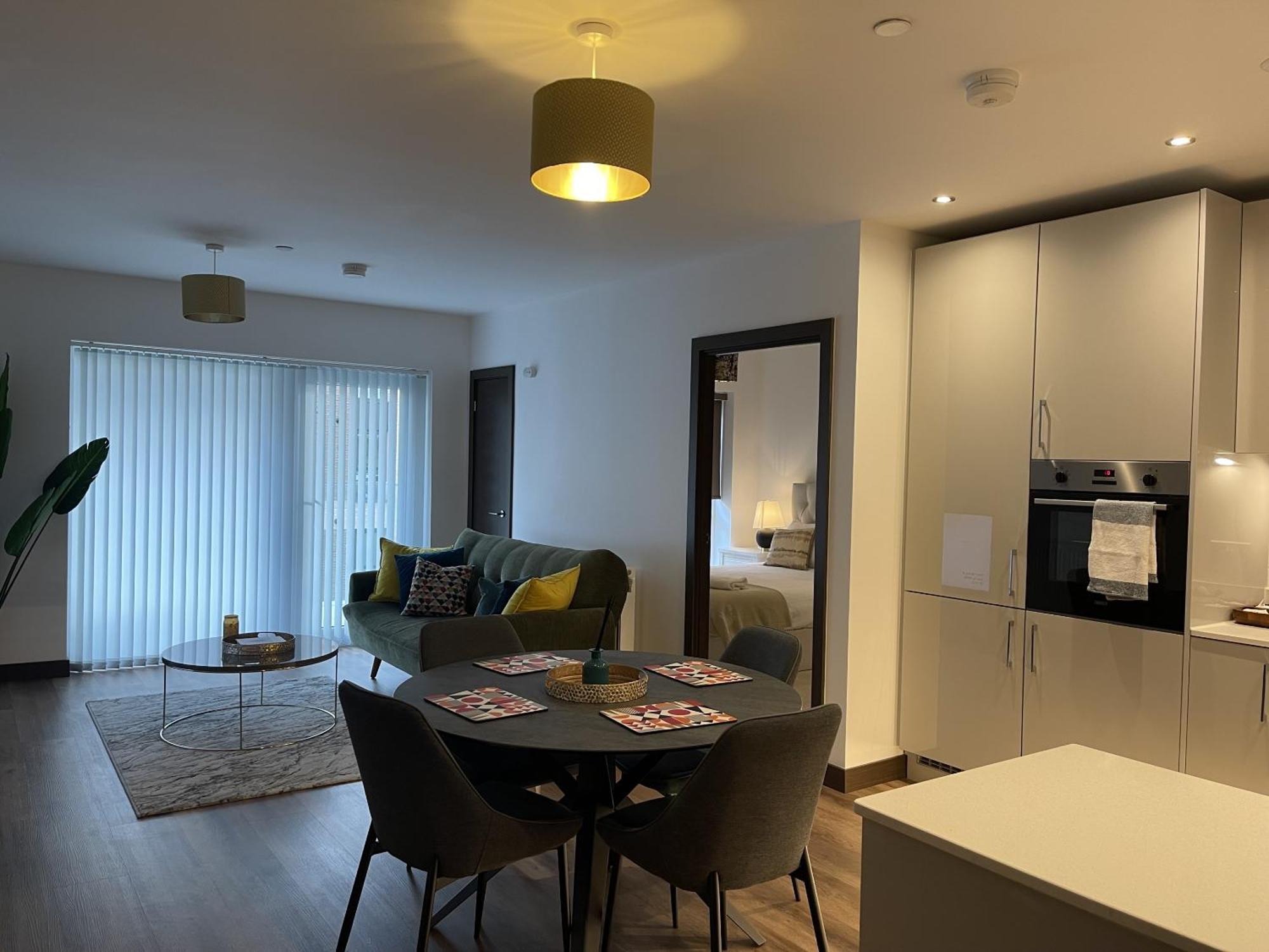 The Godfreys, Edinburgh Way, Харлоу Экстерьер фото