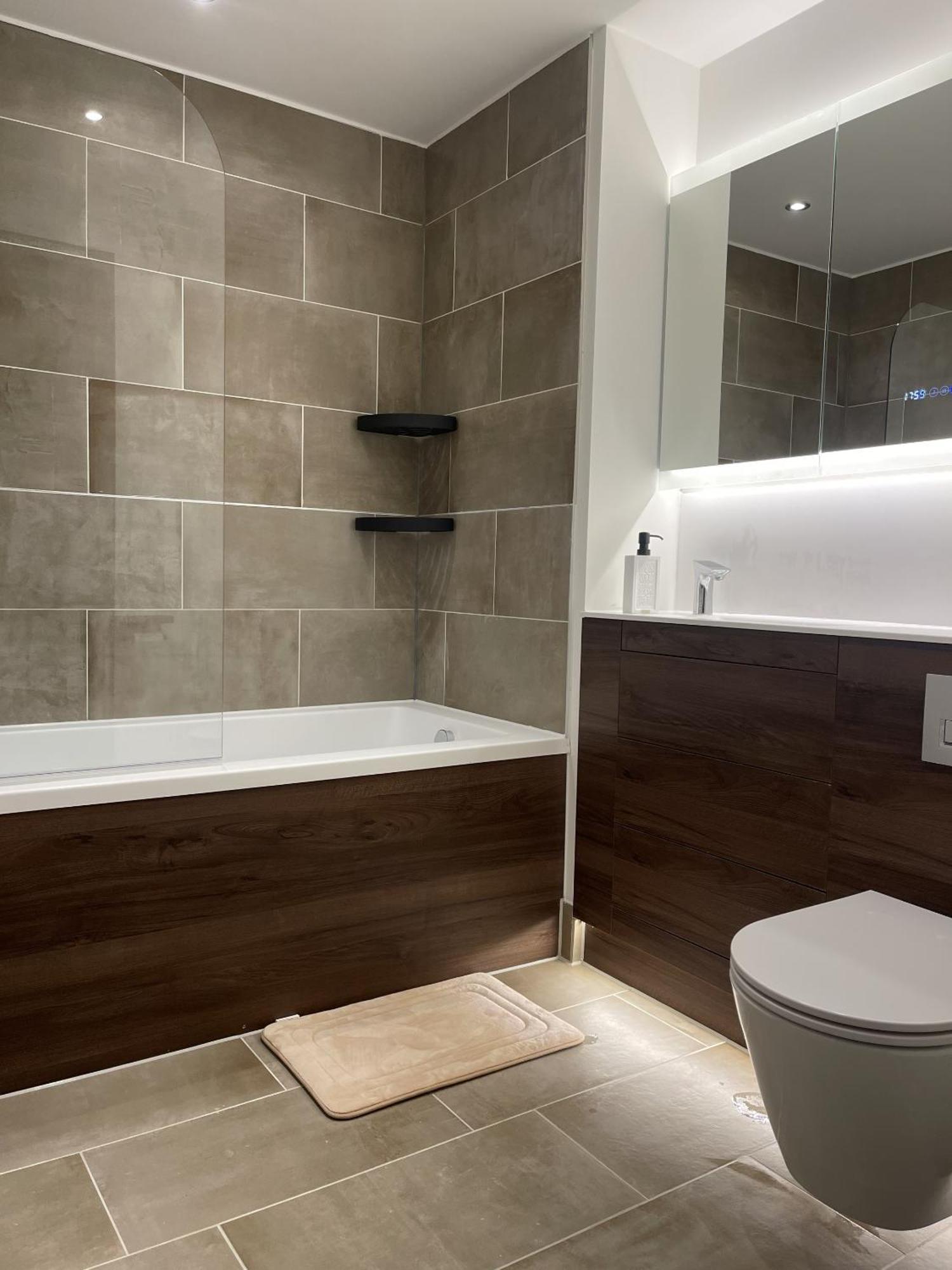 The Godfreys, Edinburgh Way, Харлоу Номер фото